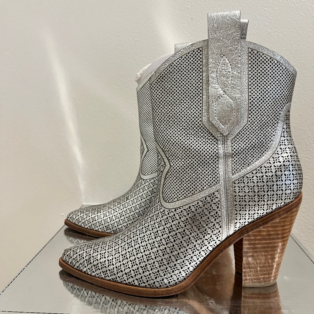 Silver Western Ankle Cowboy boot